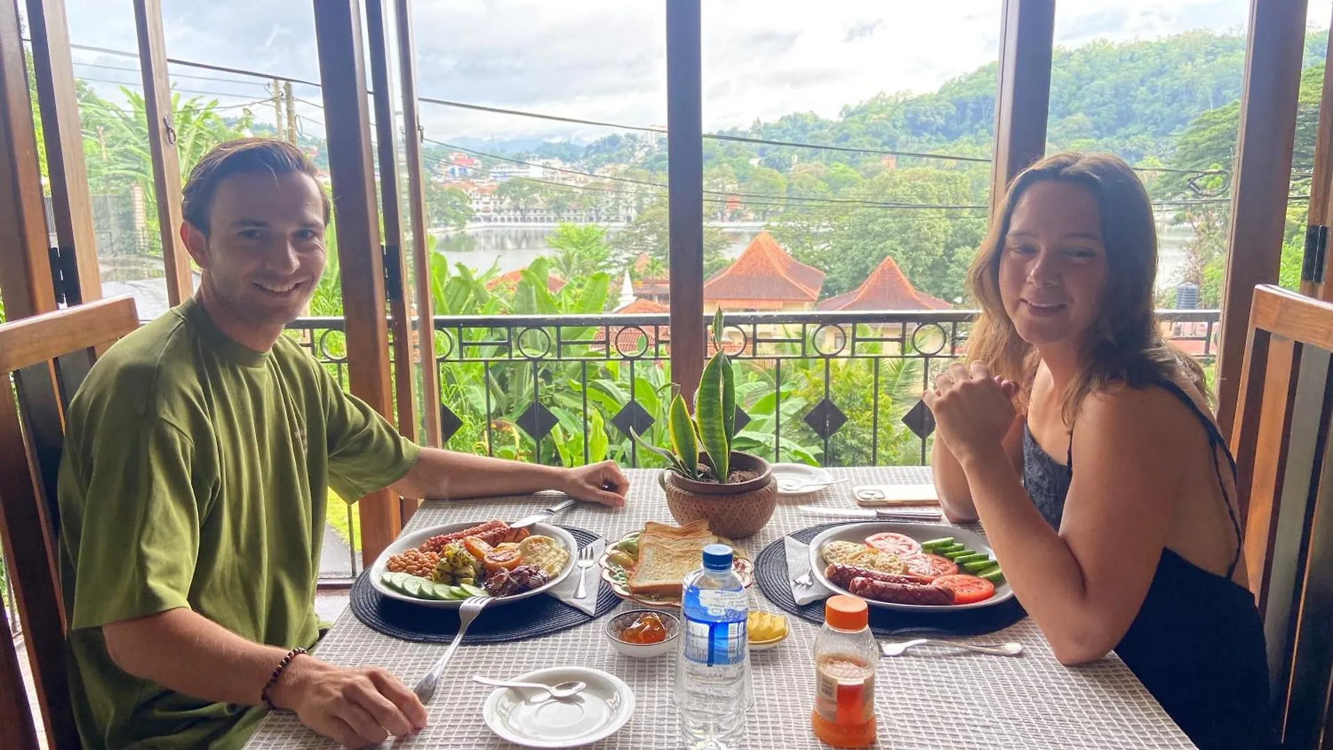 Sesatha Lake Kandy Guest house