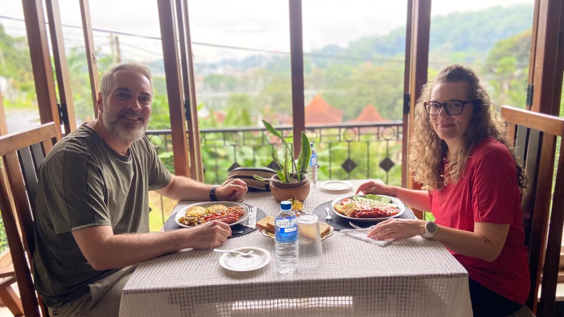 Guest house Sesatha Lake Kandy Sri Lanka